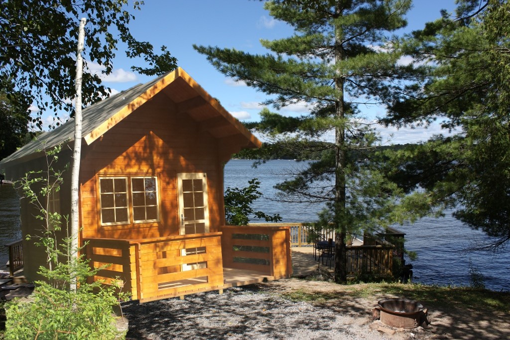 The Peacock Loft Bunkie Outdoors